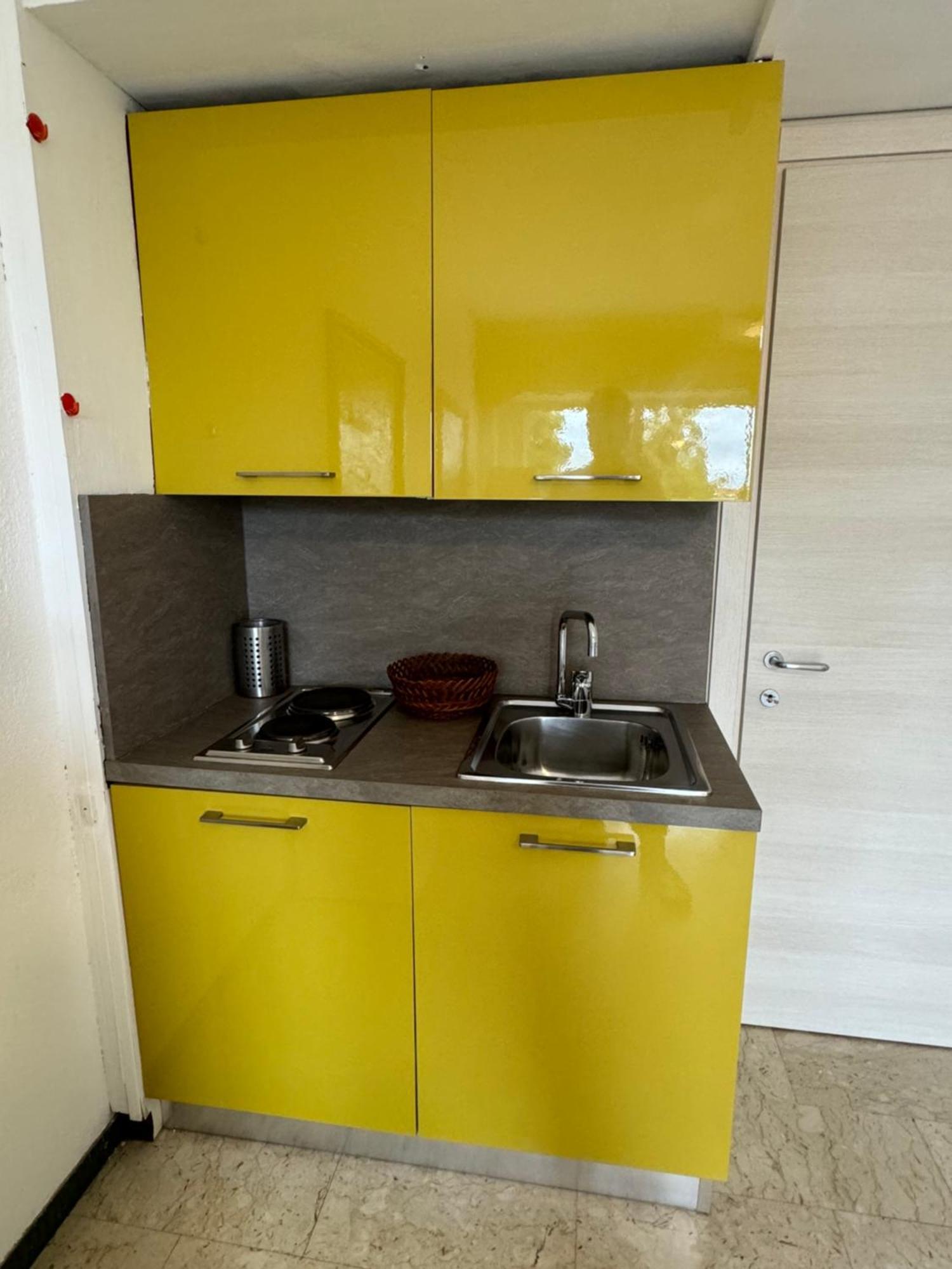 Tirrenia Beach House - Sea Front With Private Beach 圣雷默 外观 照片