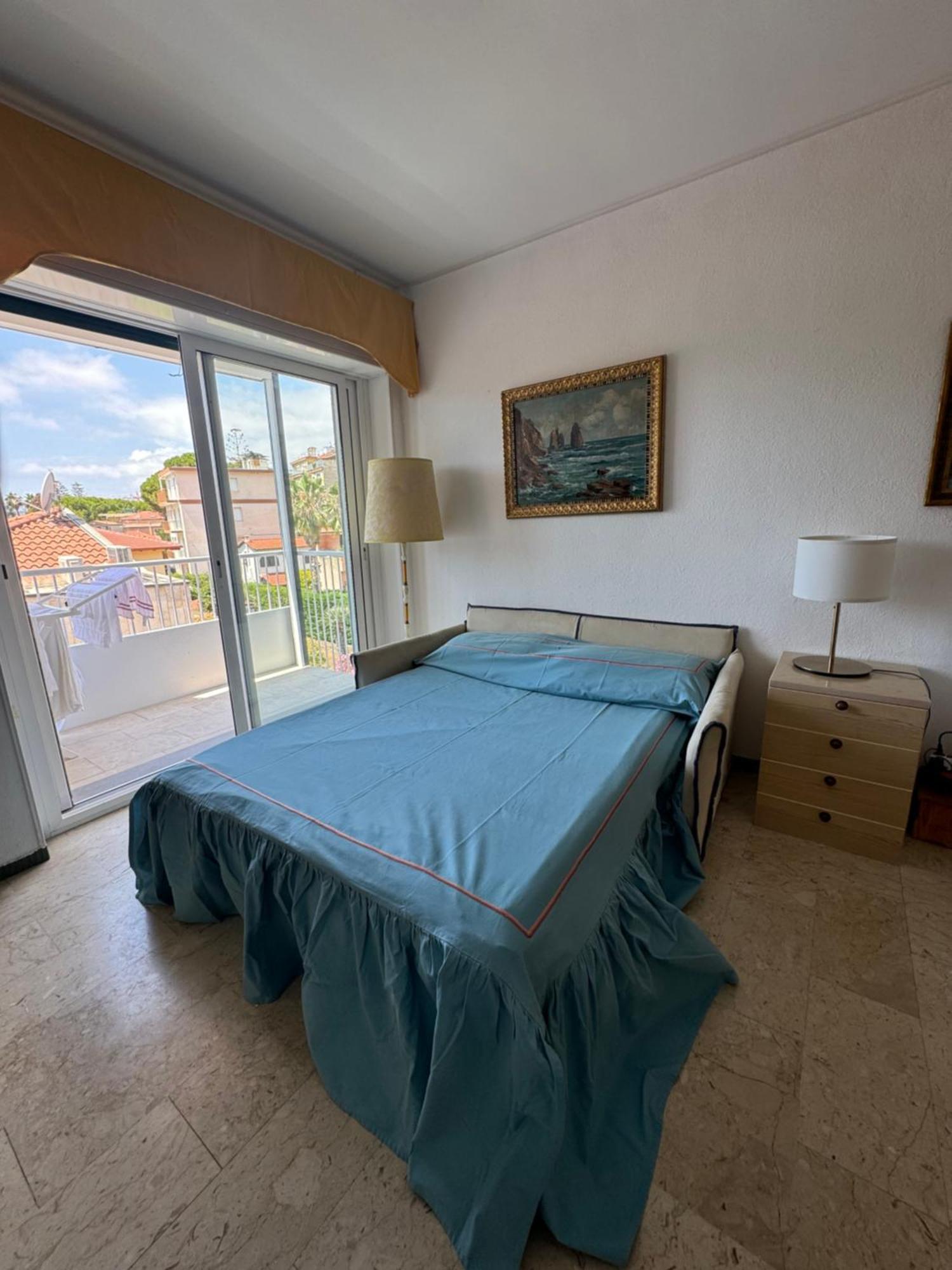 Tirrenia Beach House - Sea Front With Private Beach 圣雷默 外观 照片